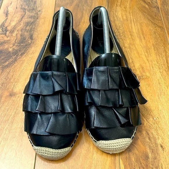 Michael Kors Black Leather Ruffle Espadrilles size 8 or 39. Perfect summer shoe! - Picture 1 of 8